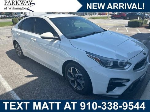 Used 2021 Kia Forte LXS FWD image 1