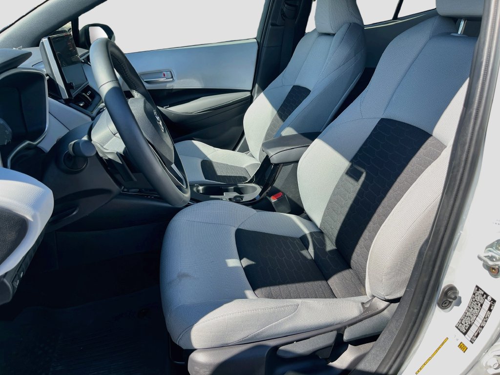 Used 2025 Toyota Corolla SE FWD image 19