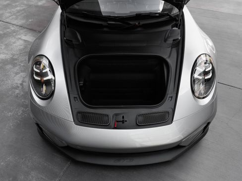 Certified 2026 Porsche 911 GT3 RWD image 46