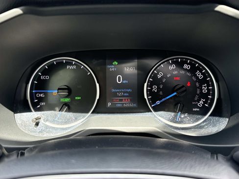 Used 2021 Toyota RAV4 XLE w/ Convenience Package AWD/4WD image 18