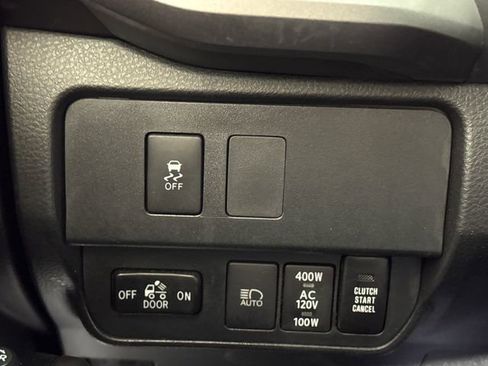 Used 2023 Toyota Tacoma TRD Sport AWD/4WD image 39