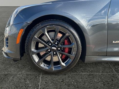 Used 2016 Cadillac ATS V w/ Luxury Package RWD image 4