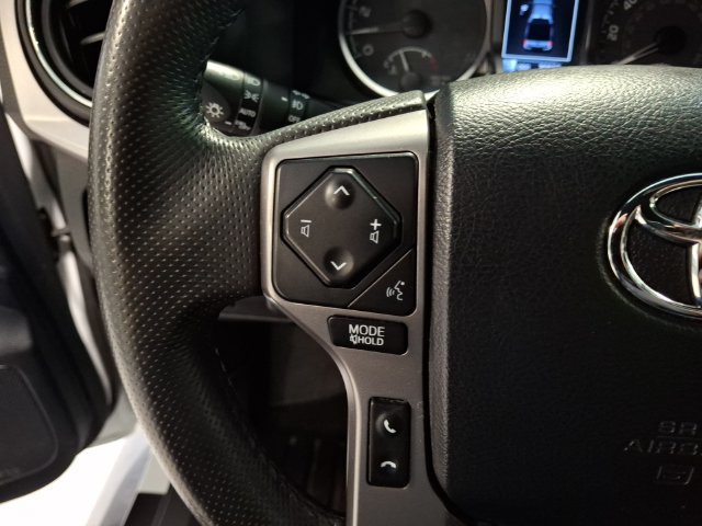 Used 2016 Toyota Tacoma Limited w/ Towing Package AWD/4WD image 20