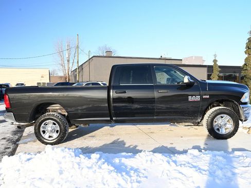 Used 2018 RAM 2500 Tradesman w/ Chrome Appearance Group image 4
