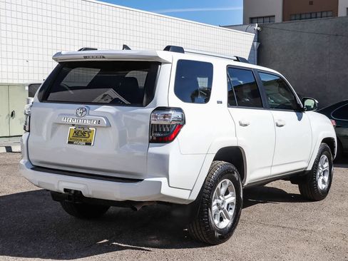 Used 2022 Toyota 4Runner SR5 image 4