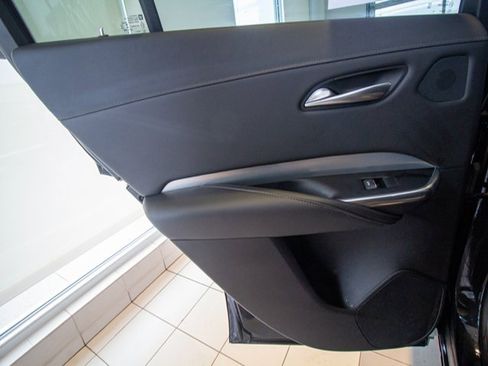 Certified 2019 Cadillac XT4 Premium Luxury image 9