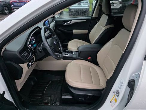 Used 2020 Ford Escape SEL AWD/4WD image 16