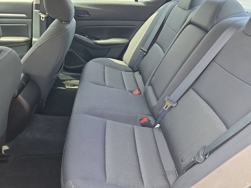 Used 2023 Nissan Altima 2.5 SV FWD image 19