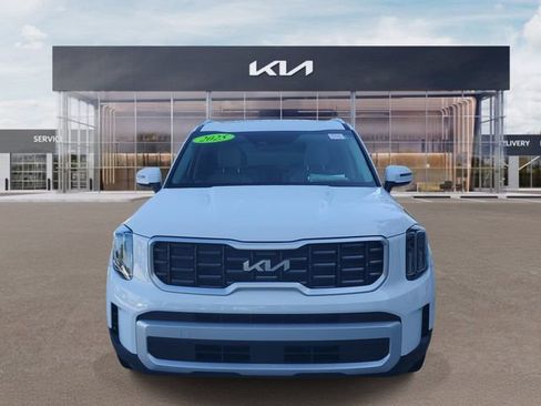 Certified 2025 Kia Telluride S FWD image 2