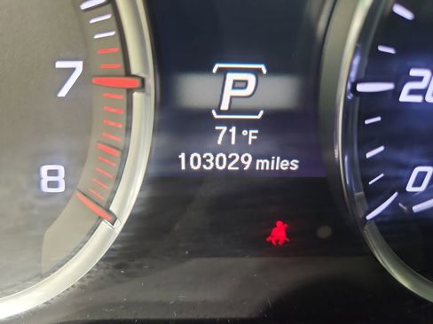 Used 2017 Acura TLX V6 SH-AWD w/ Technology Pkg image 16