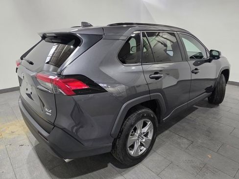 Used 2024 Toyota RAV4 XLE image 5