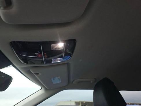 Used 2025 Hyundai Santa Fe SEL FWD image 20