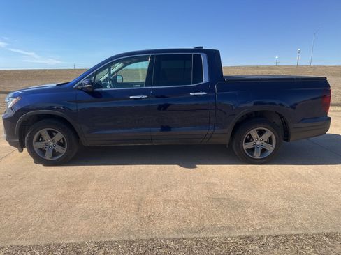 Used 2022 Honda Ridgeline RTL-E image 2