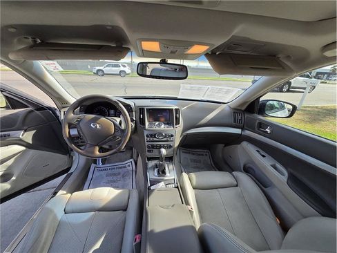 Used 2013 INFINITI G37 Journey w/ Premium Pkg RWD image 12