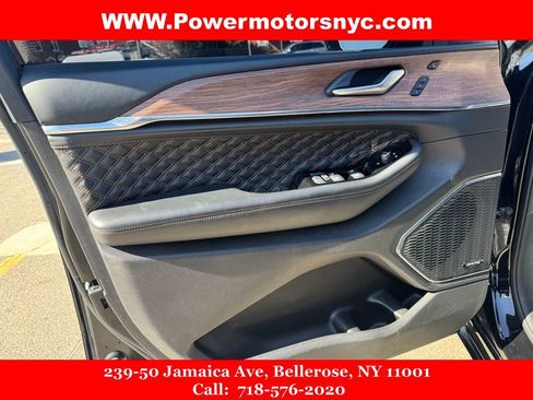 Used 2022 Jeep Grand Cherokee L Summit w/ Advanced Protech Group IV image 20