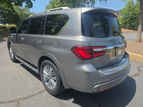 Used 2019 INFINITI QX80 Luxe AWD/4WD image 3