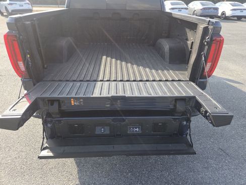 Used 2022 GMC Sierra 1500 Denali w/ Denali Carbonpro Edition image 25