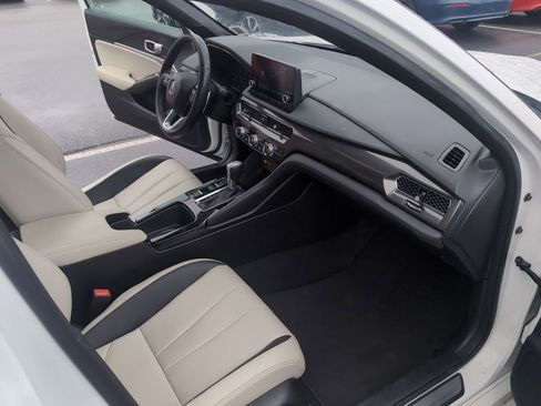 Used 2023 Acura Integra A-Spec image 15