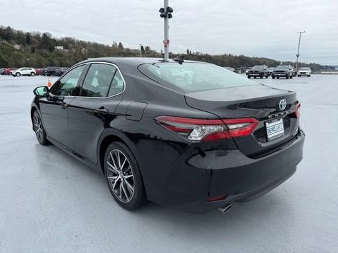 Certified 2023 Toyota Camry XLE w/ Navigation Package image 11