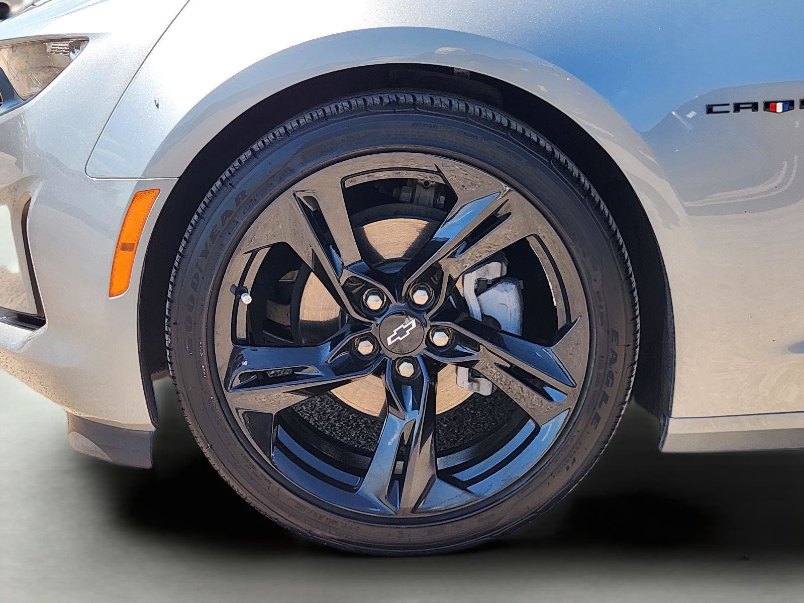 Used 2024 Chevrolet Camaro LT w/ RS Package RWD image 10