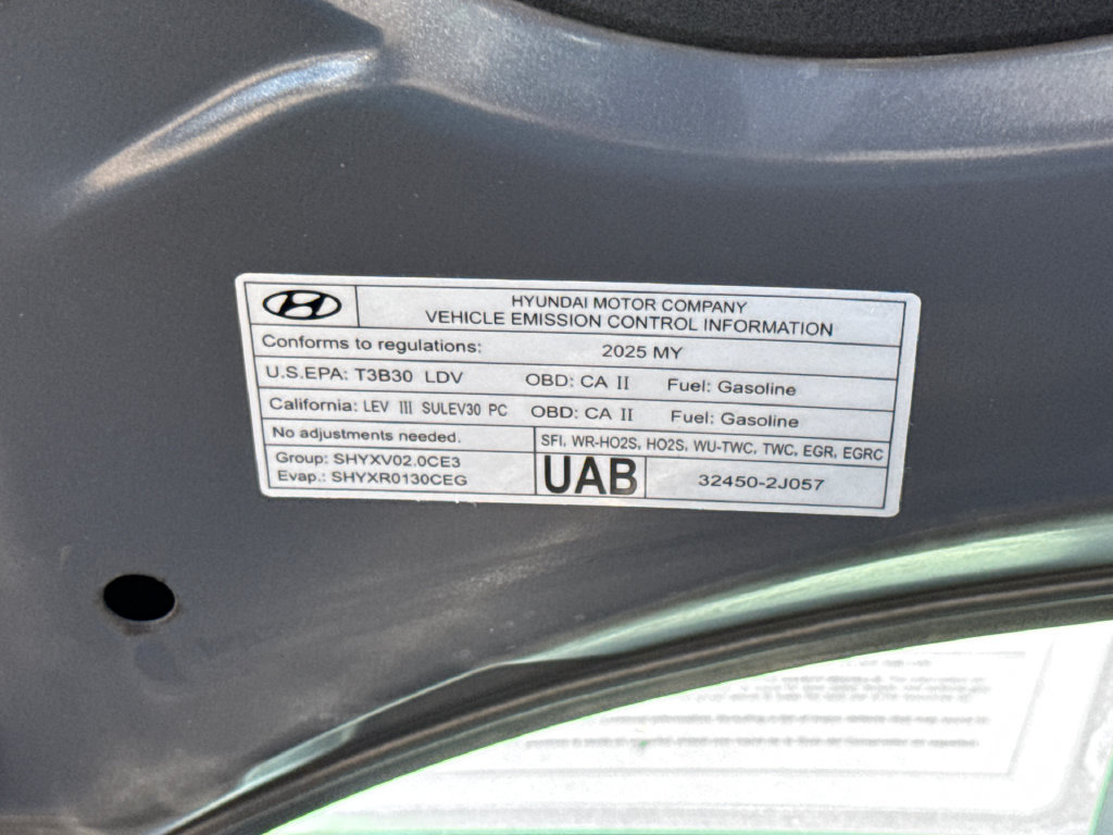 Used 2025 Hyundai Elantra SEL FWD image 9