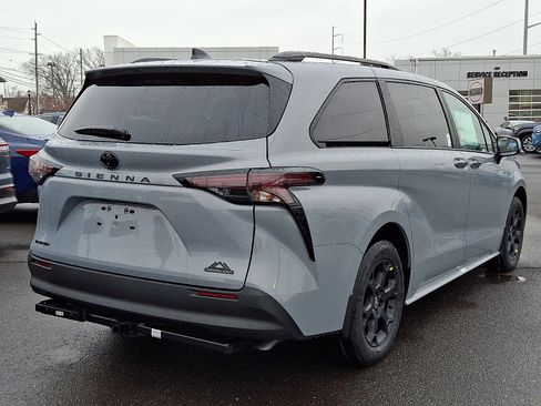 New 2026 Toyota Sienna XLE Woodland Edition image 4
