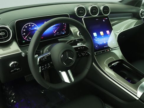 New 2026 Mercedes-Benz GLC 300 image 4