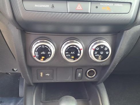 Used 2025 Mitsubishi Outlander Sport SE AWD/4WD image 17