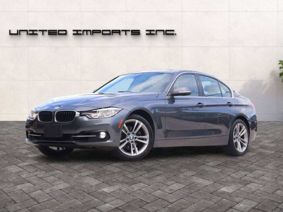Used 2018 BMW 330i xDrive Sedan AWD/4WD image 1
