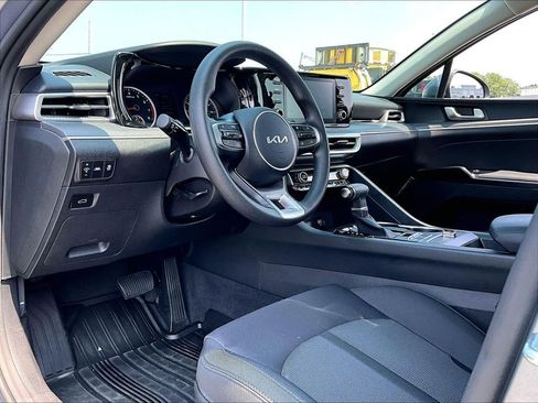 Used 2024 Kia K5 LXS FWD image 8