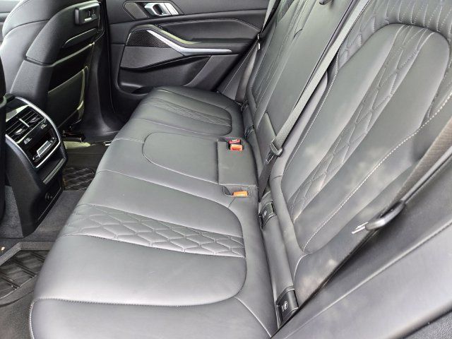 Used 2023 BMW X5 M50i w/ Executive Package AWD/4WD image 17