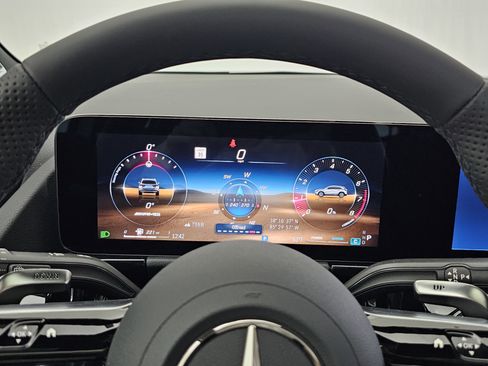 New 2026 Mercedes-Benz GLA 35 AMG 4MATIC image 37