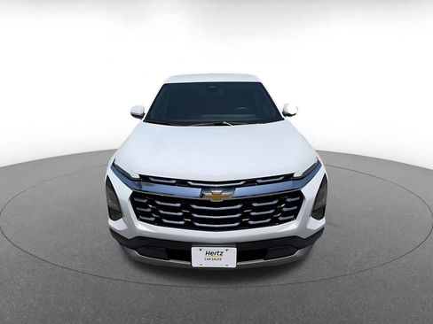 Used 2025 Chevrolet Equinox LT FWD image 4