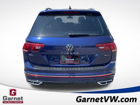 Used 2024 Volkswagen Tiguan SEL R-Line image 4