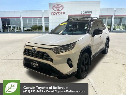 Used 2021 Toyota RAV4 XSE image 4
