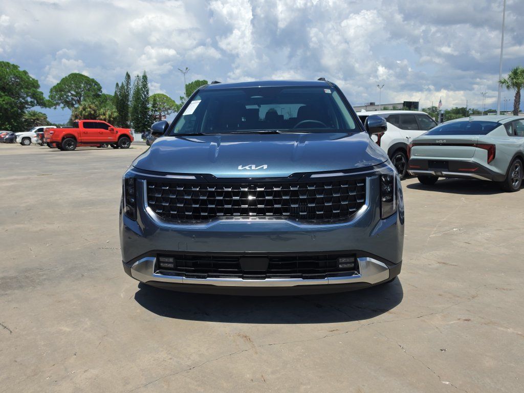 New 2027 Kia Carnival SX FWD image 3