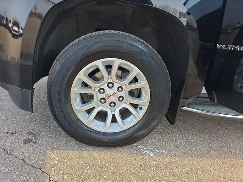 Used 2016 GMC Yukon XL SLT w/ Open Road Package image 39