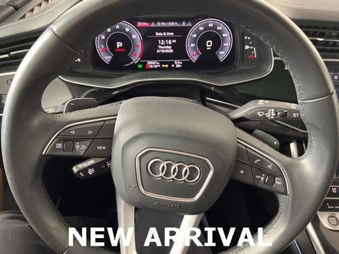 Used 2023 Audi Q8 Prestige w/ Prestige Package image 12