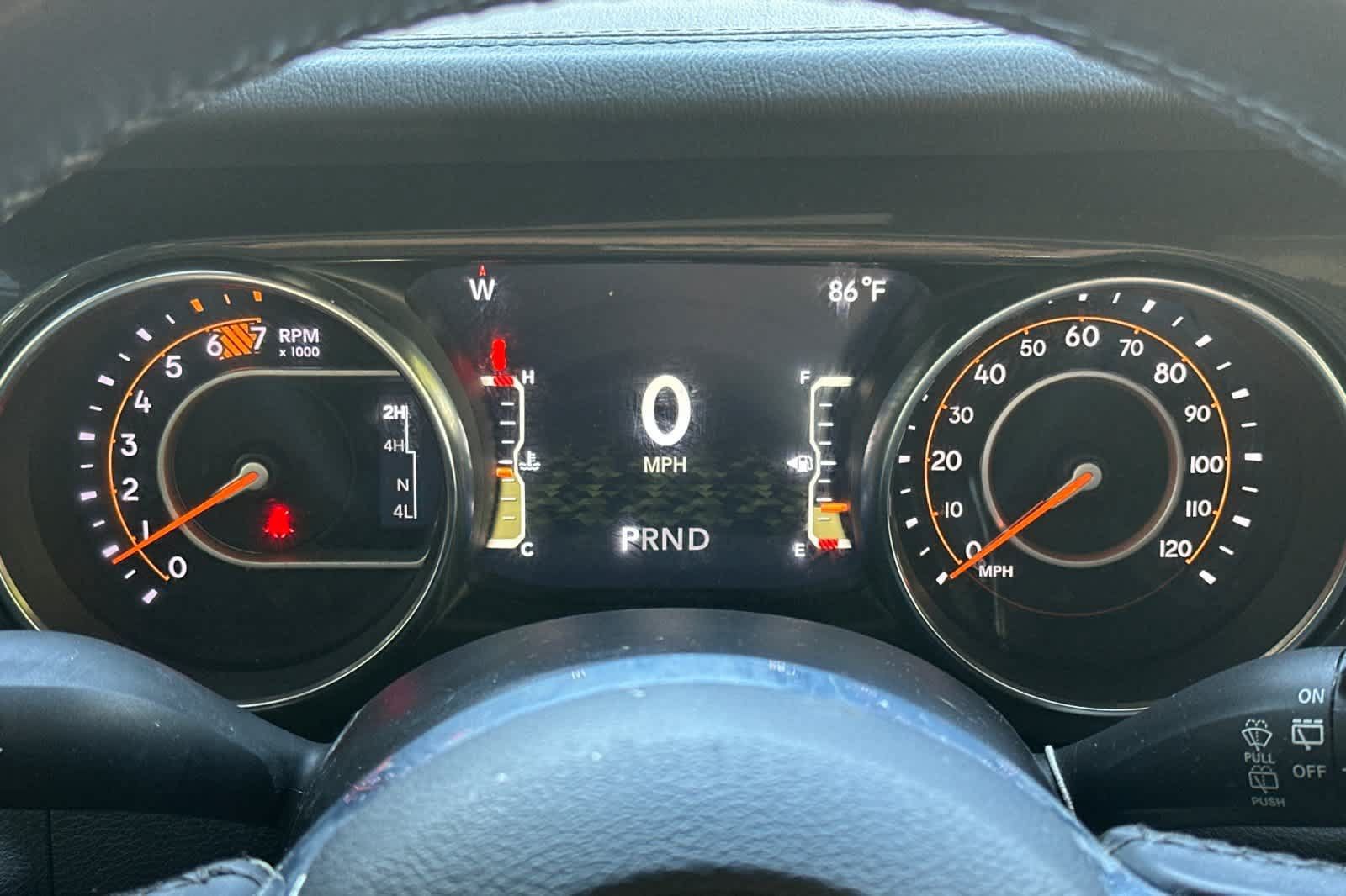 Used 2021 Jeep Wrangler Unlimited Sahara AWD/4WD image 26