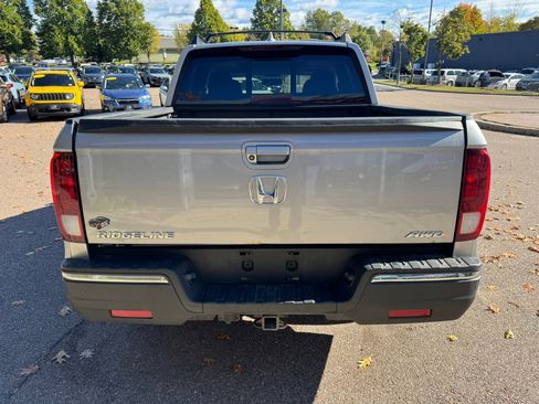 Used 2019 Honda Ridgeline RTL-T image 6