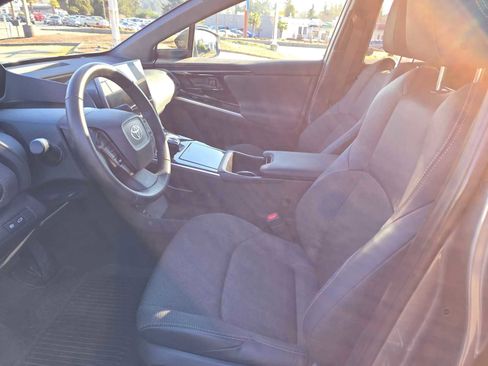 Used 2025 Toyota bZ4X XLE w/ Weather Package image 23