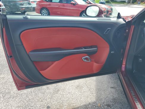 Used 2022 Dodge Challenger R/T Scat Pack w/ Shaker Package image 13