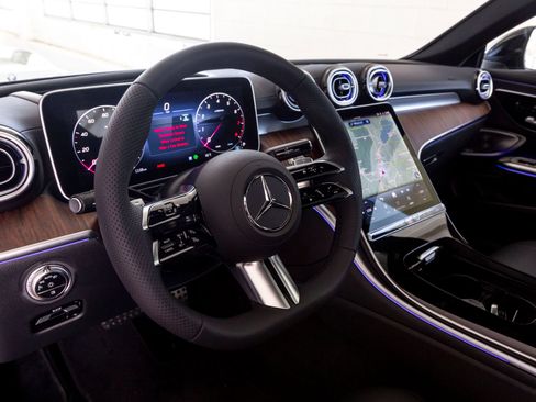 Used 2026 Mercedes-Benz CLE 300 4MATIC Coupe image 16