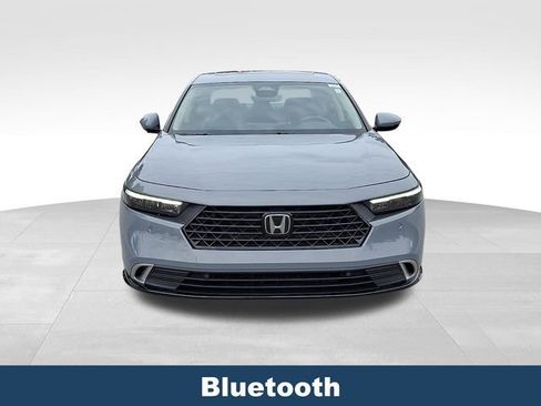 Used 2024 Honda Accord Touring image 3