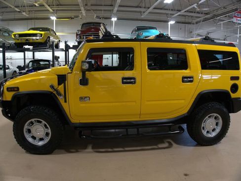 Used 2003 HUMMER H2 w/ Preferred Equipment Group image 5