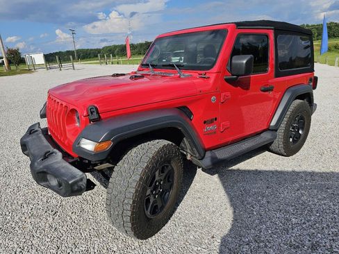Used 2019 Jeep Wrangler Sport AWD/4WD image 5