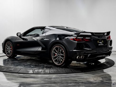 Used 2023 Chevrolet Corvette Stingray Premium Cpe w/ Z51 Performance Package image 9