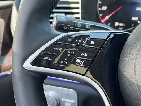 New 2026 Mercedes-Benz GLS 450 4MATIC image 38