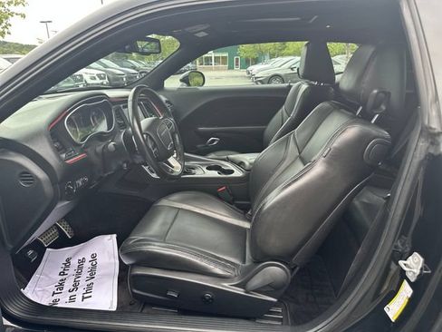 Used 2018 Dodge Challenger GT w/ Driver Convenience Group AWD/4WD image 9