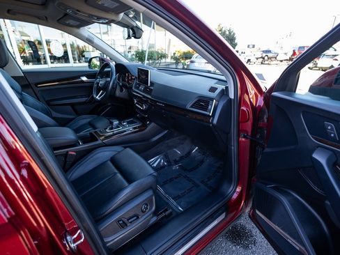Used 2019 Audi Q5 2.0T Premium Plus w/ Premium Plus Package image 25
